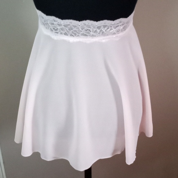 Pale pink Lingerie - Picture 7 of 13